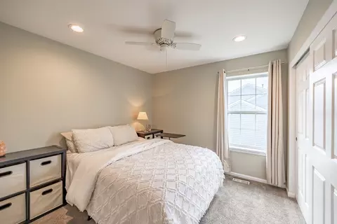 Bedroom - 3086 Wickenden Ave, Elgin, IL 60124 photo 4 of 5