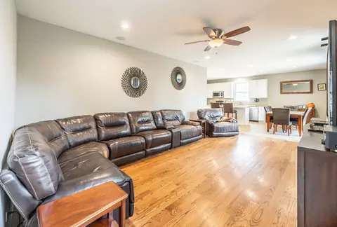 Other - 3086 Wickenden Ave, Elgin, IL 60124 photo 2 of 7