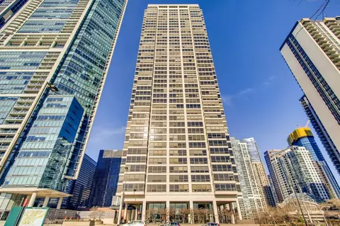 360 E Randolph St #3901, Chicago, IL 60601
