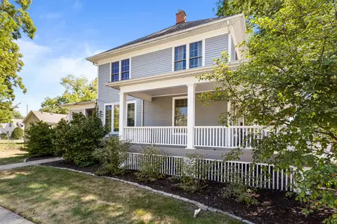 Exterior - 402 E Main St, Monticello, IL 61856 photo 2 of 18