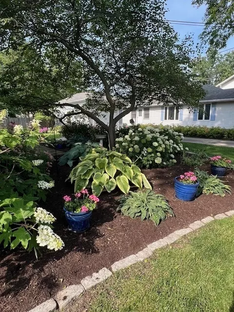 Exterior - 402 E Main St, Monticello, IL 61856 photo 17 of 18