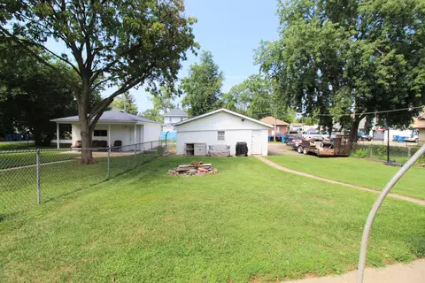 Exterior - 435 S Myrtle Ave, Kankakee, IL 60901 photo 1 of 3