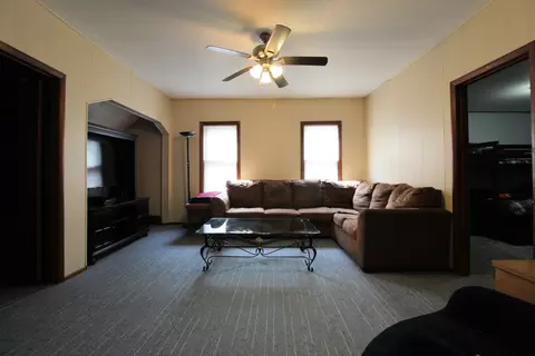 Living - 435 S Myrtle Ave, Kankakee, IL 60901 photo 3 of 3