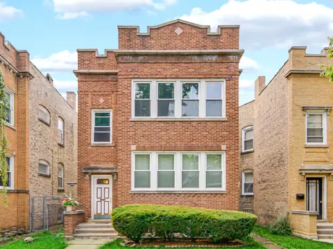 1108 N Massasoit Ave, Chicago, IL 60651