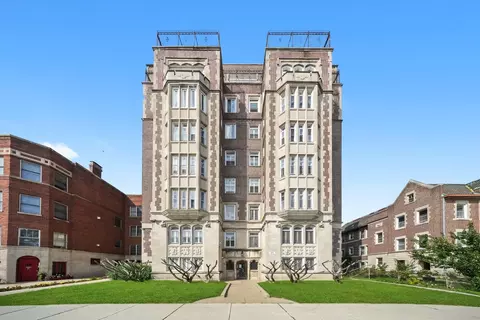 6922 S Jeffery Blvd #5N, Chicago, IL 60649