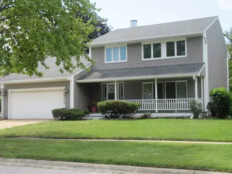 30 W274 Bedford Ln, Warrenville, IL 60555
