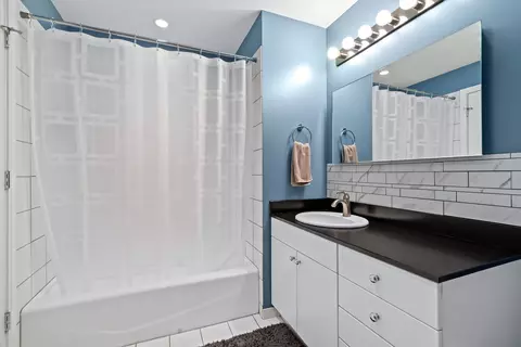 8 E Randolph St #1406, Chicago, IL 60601 photo 11