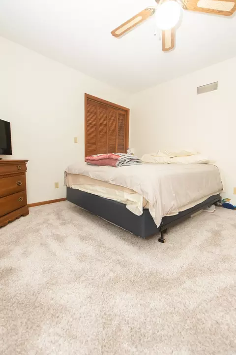 207 S Third St, Harmon, IL 61042 photo 15