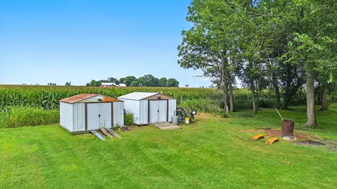 207 S Third St, Harmon, IL 61042 photo 36