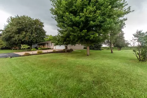 207 S Third St, Harmon, IL 61042 photo 6