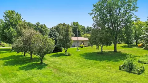 207 S Third St, Harmon, IL 61042 photo 37