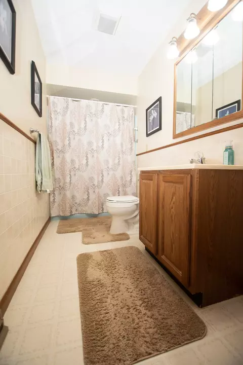 207 S Third St, Harmon, IL 61042 photo 18
