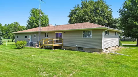 207 S Third St, Harmon, IL 61042 photo 24