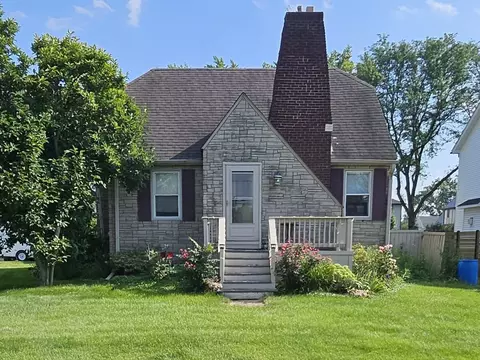15 E W201 E Harvard St, Elmhurst, IL 60126