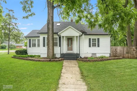 777 Prairie St, Aurora, IL 60506