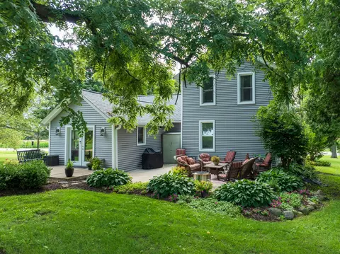 4608 Alden Rd, Woodstock, IL 60098