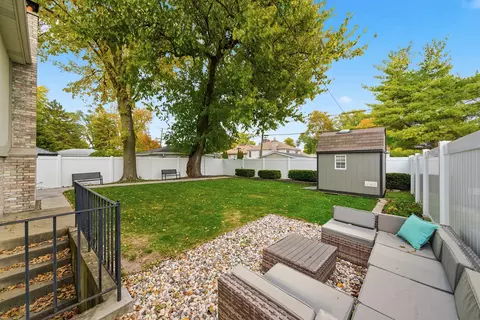 Exterior - Undisclosed, Brookfield, IL 60513 photo 3 of 5