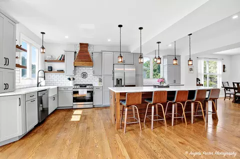 Kitchen - 126 Oakton St, Mchenry, IL 60050 photo 2 of 5