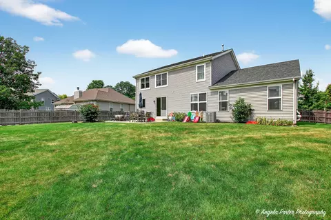 Exterior - 126 Oakton St, Mchenry, IL 60050 photo 2 of 3