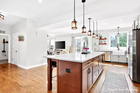 Kitchen - 126 Oakton St, Mchenry, IL 60050 photo 3 of 5
