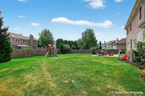 Exterior - 126 Oakton St, Mchenry, IL 60050 photo 3 of 3