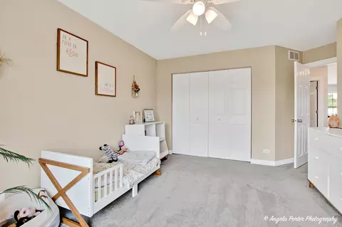 Bedroom - 126 Oakton St, Mchenry, IL 60050 photo 4 of 4