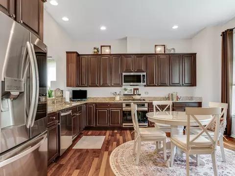 2708 Chevy Chase Ln, Naperville, IL 60564 photo 5