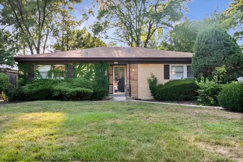 435 Beverly Dr, Wilmette, IL 60091