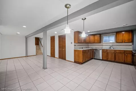 9149 Beloit Ave, Bridgeview, IL 60455 photo 32
