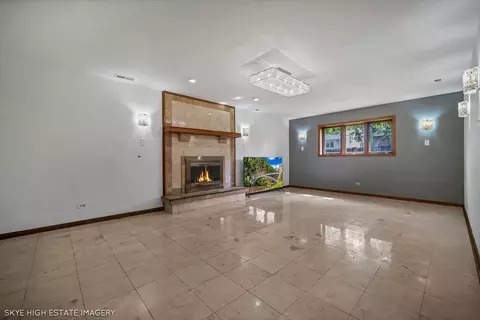 9149 Beloit Ave, Bridgeview, IL 60455 photo 9