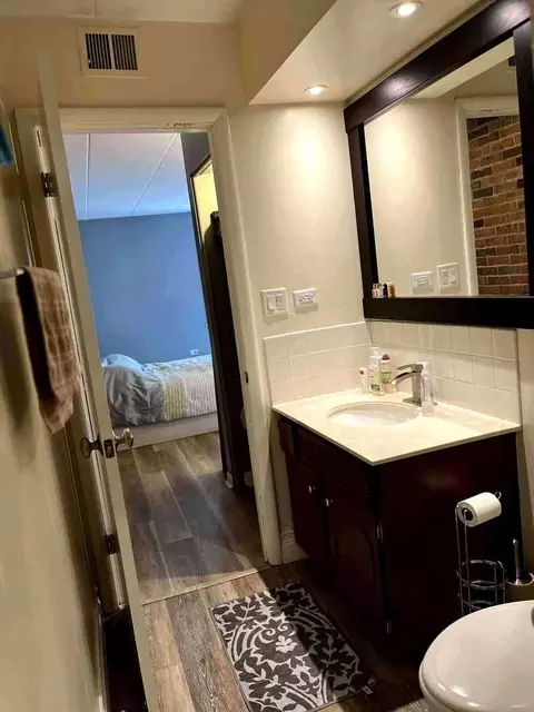 900 S River Rd #3A, Des Plaines, IL 60016 photo 17