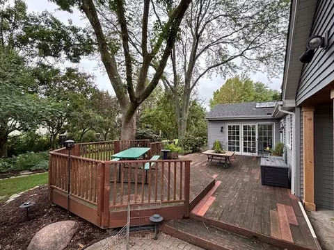 2026 Burnham Pl, Wheaton, IL 60189 photo 5