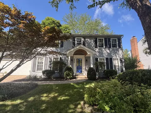 2026 Burnham Pl, Wheaton, IL 60189 photo 2