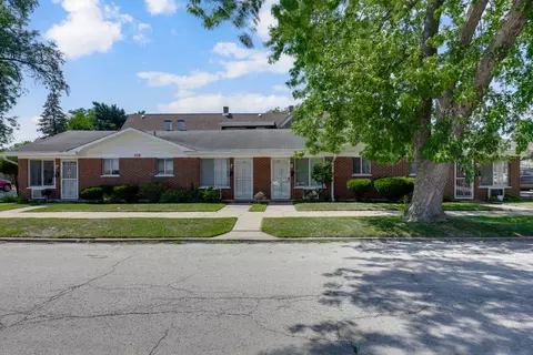 502 154th Pl, Calumet City, IL 60409