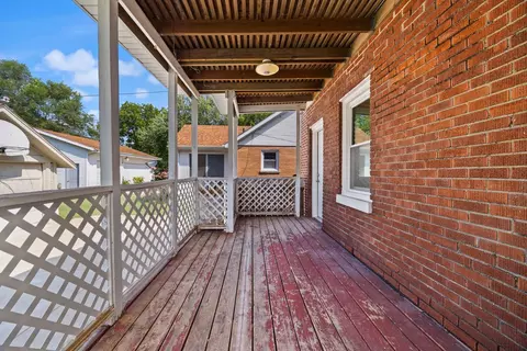 743 Jackson St, Aurora, IL 60505 photo 18