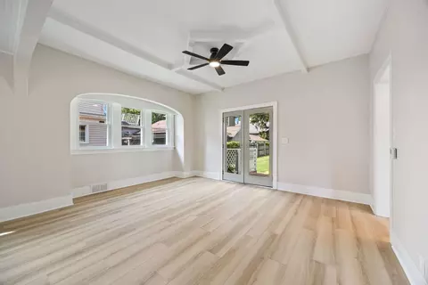 743 Jackson St, Aurora, IL 60505 photo 7