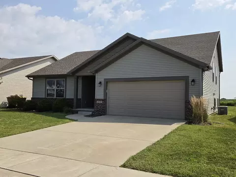 1036 Stags Leap Rd, Normal, IL 61761