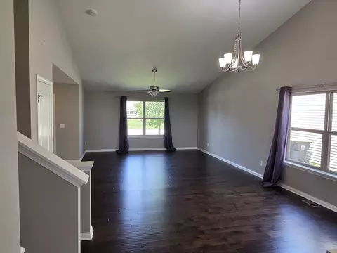 1036 Stags Leap Rd, Normal, IL 61761 photo 15
