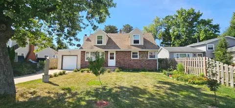 18855 W Deerpath Rd, Grayslake, IL 60030