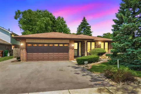 6402 Jeanette Ct, Tinley Park, IL 60477