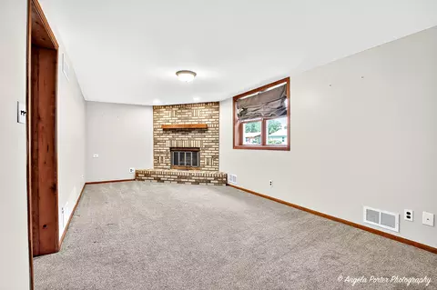 4409 Prairie Ave, Mchenry, IL 60050 photo 23