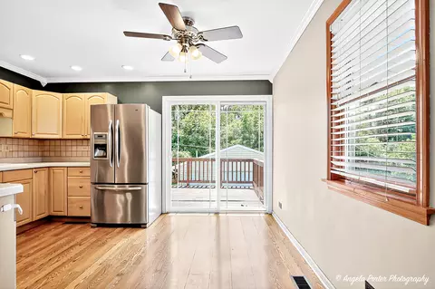 4409 Prairie Ave, Mchenry, IL 60050 photo 6