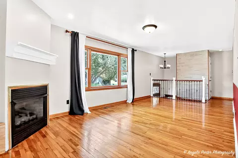 4409 Prairie Ave, Mchenry, IL 60050 photo 7