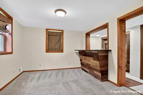 4409 Prairie Ave, Mchenry, IL 60050 photo 21
