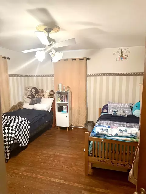 Bedroom - 261 S Edison Ave, Elgin, IL 60123 photo 3 of 3