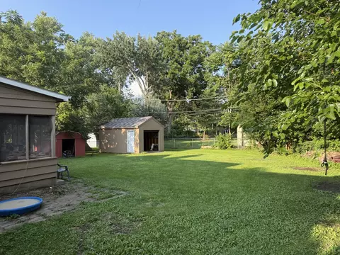 Exterior - 261 S Edison Ave, Elgin, IL 60123 photo 2 of 3