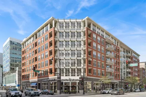1001 W Madison St #513, Chicago, IL 60607