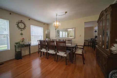 Dining - 510 Orchards Pass, Bartlett, IL 60103 photo 1 of 1