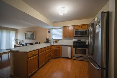 Kitchen - 510 Orchards Pass, Bartlett, IL 60103 photo 1 of 4