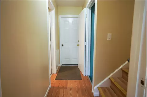 Entry Way - 364 Cedar Tree Ct, Hoffman Estates, IL 60169 photo 3 of 4